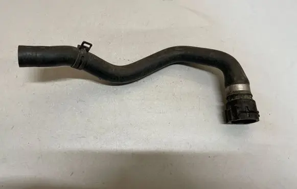 BMW 1 F20 F21 Engine coolant pipe/hose 9208182