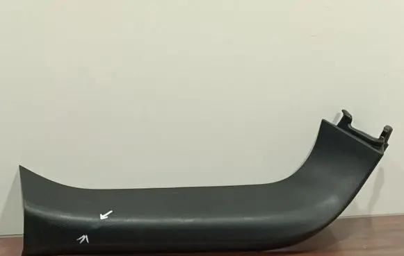 Subaru Forester SK Tailgate/trunk side cover trim 