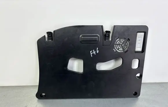 BMW 2 F46 Dashboard lower bottom trim panel 9314804