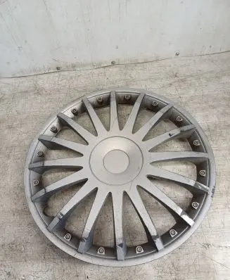 Ford Focus C-MAX R16 wheel hub/cap/trim 