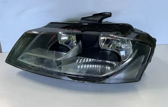 Audi A3 S3 8P Headlight/headlamp 8p0941003