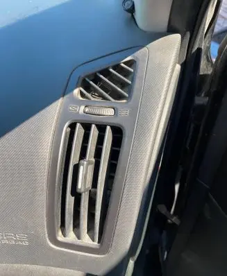KIA Ceed Dashboard side air vent grill/cover trim