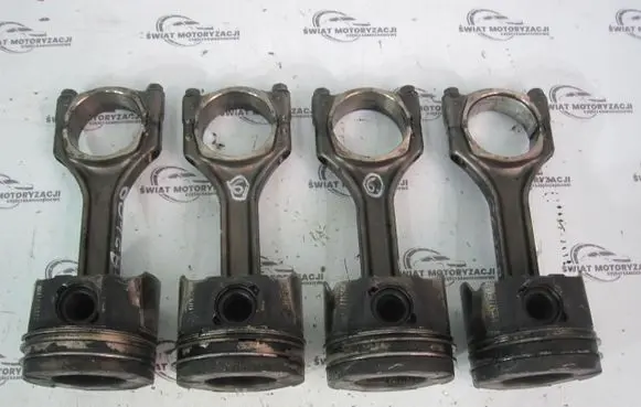 Opel Astra G Piston with connecting rod 