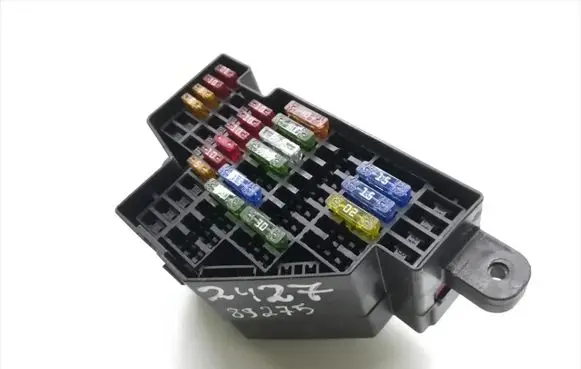 Audi A3 S3 8P Fuse module 11010703743