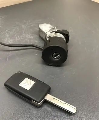 Citroen C5 Ignition lock 36410600