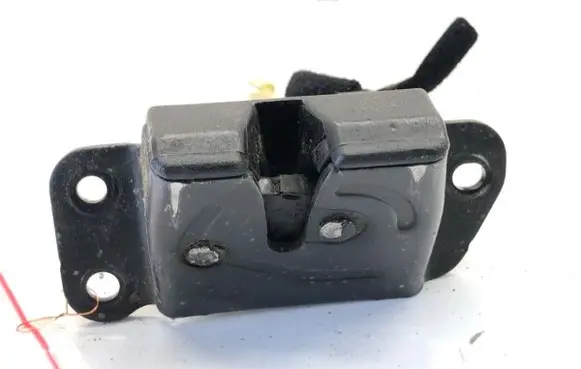 Hyundai Tucson JM Tailgate exterior lock 