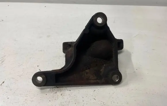 Ford Focus Driveshaft support bearing bracket AV613K305EA