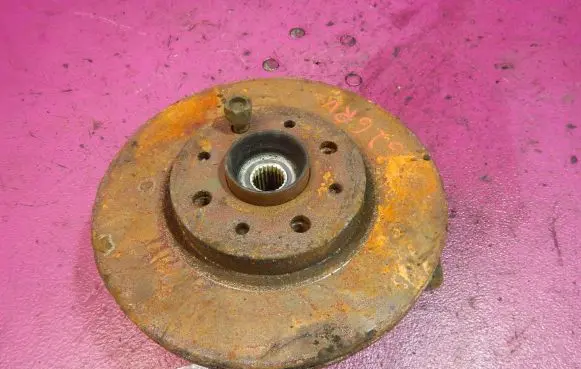 Fiat Palio Front wheel hub spindle knuckle