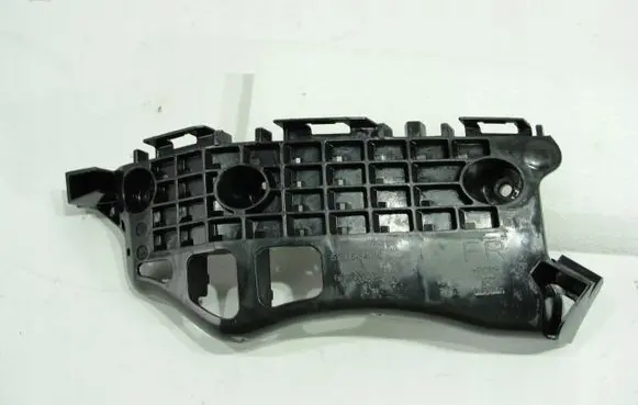 Toyota C-HR I Front bumper mounting bracket