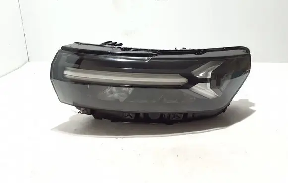 Dacia Duster Headlight/headlamp 260603515R