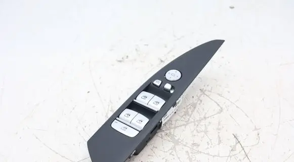 BMW 8 G16 Electric window control switch 6847099MWGKUK 6847099