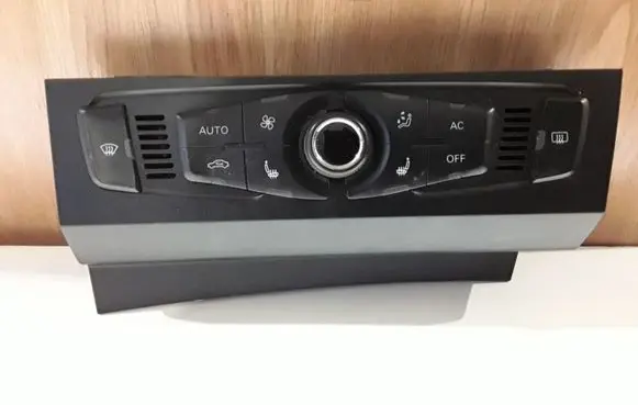 Audi A4 S4 B8 8K Climate control unit 8T1820043AA