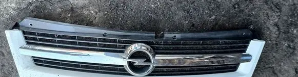 Opel Movano B Front bumper upper radiator grill
