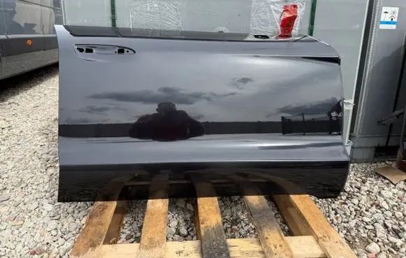 Porsche Taycan 9J1 Side sliding door 