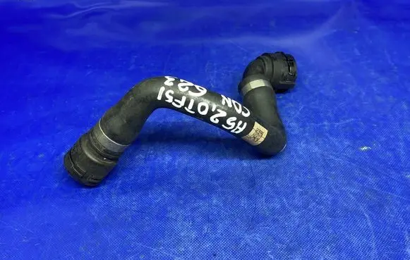 Audi A5 Engine coolant pipe/hose 8K0819332A 13016703S