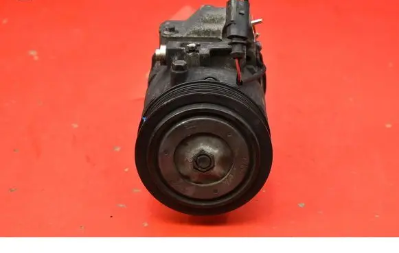 Skoda Fabia Mk1 (6Y) Air conditioning (A/C) compressor (pump) 
