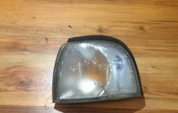 Nissan Sunny Front indicator light 3313l