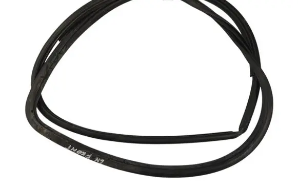 Toyota Camry VIII XV70 Front door rubber seal 