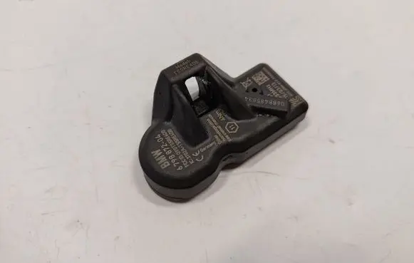 BMW 3 F30 F35 F31 Tire pressure sensor 6798872 36106798872