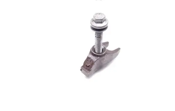 Jeep Grand Cherokee Fuel Injector clamp holder 