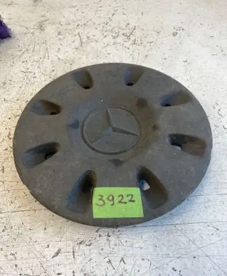Mercedes-Benz Vito Viano W639 Original wheel cap A6394010825 ZGS004