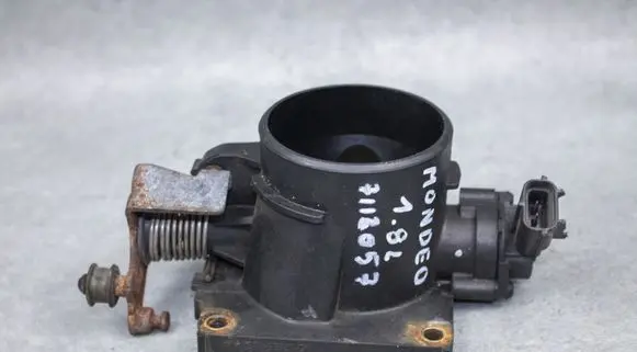 Ford Mondeo Mk III Throttle valve 1S7U9E927CA