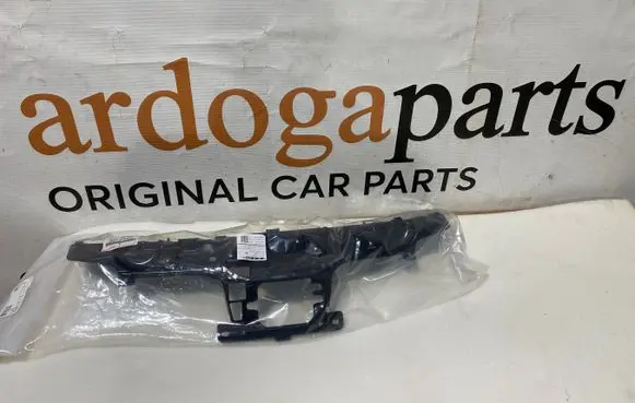 Toyota Prius xw60 Front bumper upper radiator grill 5311447040