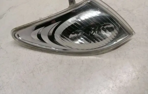 Mazda Premacy Front indicator light