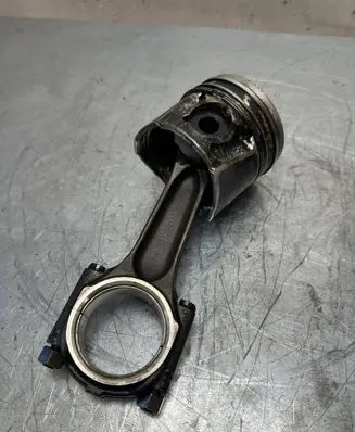 Peugeot 308 Piston with connecting rod HS2RI