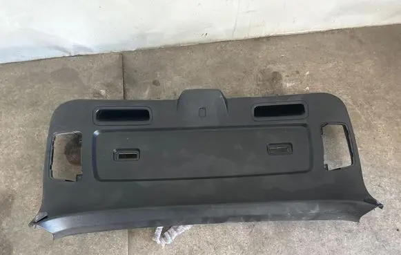 BMW X6 E71 Tailgate/boot lid cover trim 7197137