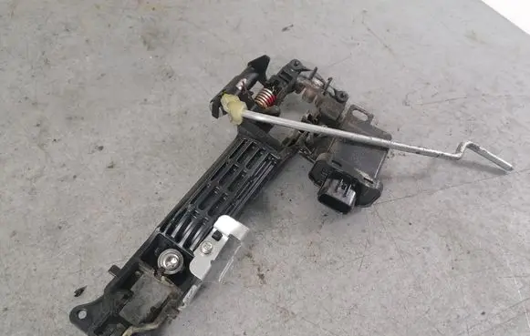Toyota RAV 4 (XA30) Loading door exterior handle/bracket 8999130040