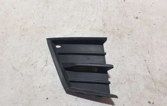 Skoda Fabia Mk3 (NJ) Front bumper lower grill 6V0853666 3200201128 036200100