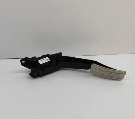 Ford Puma Accelerator throttle pedal H1BC9F836A1D