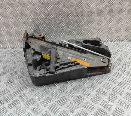 Audi Q7 4L Lift Jack 7L0011031E