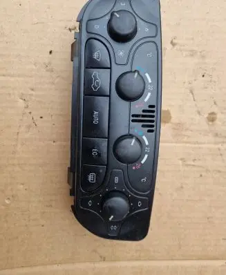 Mercedes-Benz C W203 Climate control unit A2038300785 9140010479 B011118