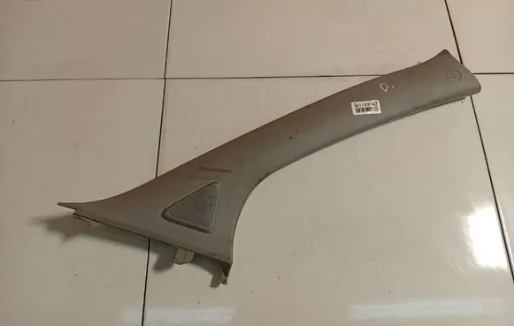 Toyota Yaris (C) pillar trim 622110D070
