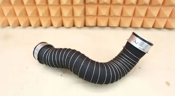 Mercedes-Benz CLK A209 C209 Intercooler hose/pipe 2095280782 A2095280782