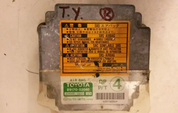 Toyota Yaris Airbag control unit/module 8917052040 2310001830