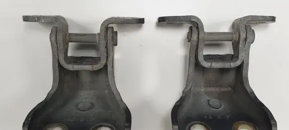Mercedes-Benz ML W163 Front door hinge set 