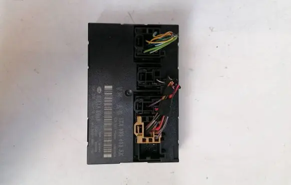Volkswagen Golf V Comfort/convenience module 1K0959433AK 5DK00858318