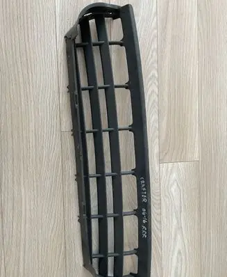 Volkswagen Crafter Front bumper lower grill
