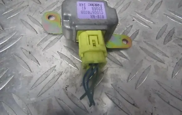 Mazda Premacy Airbag deployment crash/impact sensor c10057kc0b 2d26b