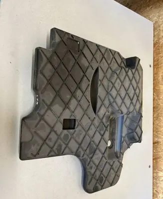 Mercedes-Benz E W212 Other engine bay part A6510101867