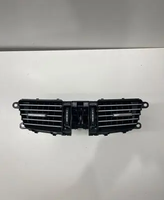 Mercedes-Benz E W212 Dash center air vent grill A2128302554 06825001