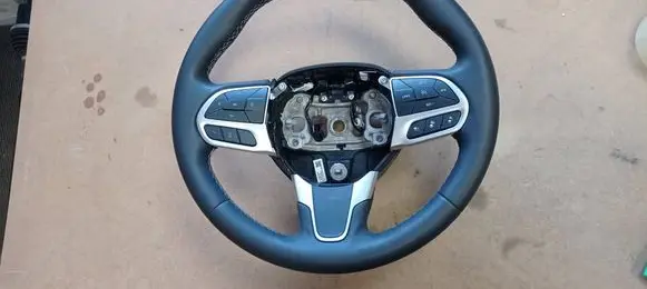 Chrysler Pacifica Steering wheel 55079457AA A020P111A 7GG901A3AA