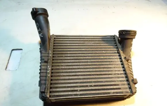 Audi Q7 4L Intercooler radiator 7L6145803C