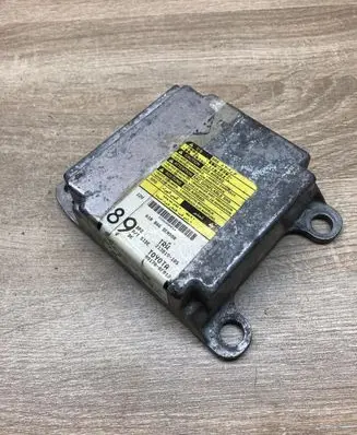 Toyota Corolla Verso AR10 Airbag control unit/module 891700F012 213819105