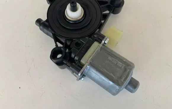 Rear door window regulator motor