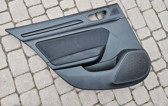 Renault Megane IV Rear door card panel trim 829A15535R-