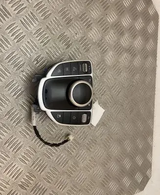 Mercedes-Benz GLC X253 C253 Head unit multimedia control A2539055100